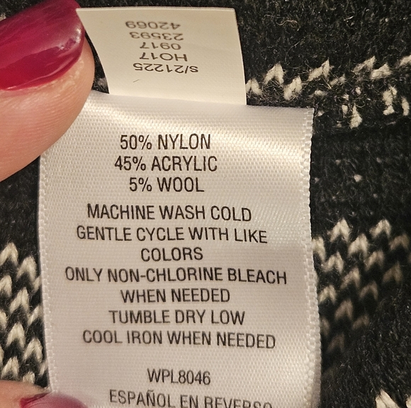 Charter Club Open Front Chunky Knit Black Red White Plaid Cardigan Sz XL - Picture 10 of 10